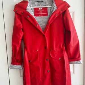 Helly Hansen Women's Coral Colour Kirkwall 2 Rain Jacket